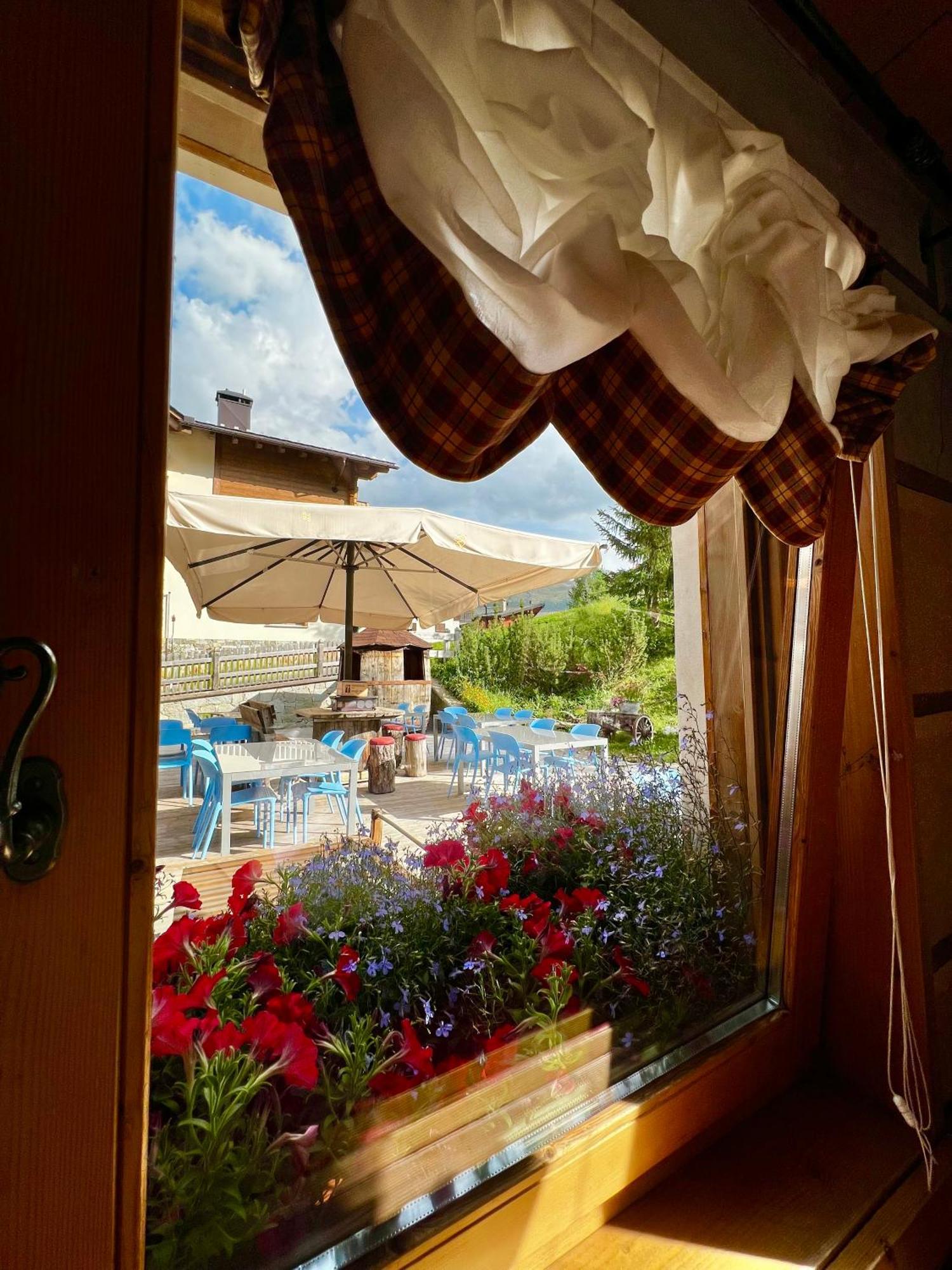 La Locanda Livigno Exteriör bild